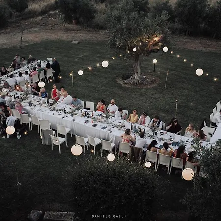 Villa Certosa Sleeps 4 With Pool